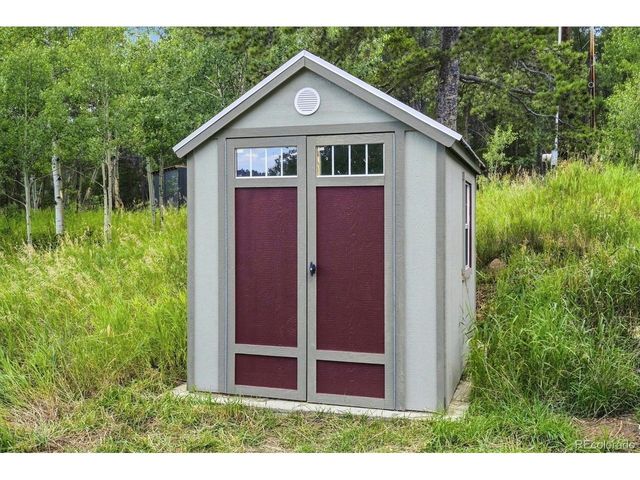 32 Dory Lakes Dr, Black Hawk, CO 80422