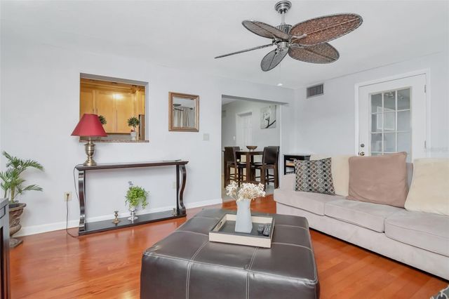 953 CEDARWOOD AVENUE, Dunedin, FL 34698