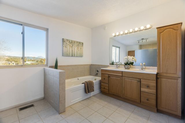 37 Matterhorn Drive, Cedar Crest, NM 87008