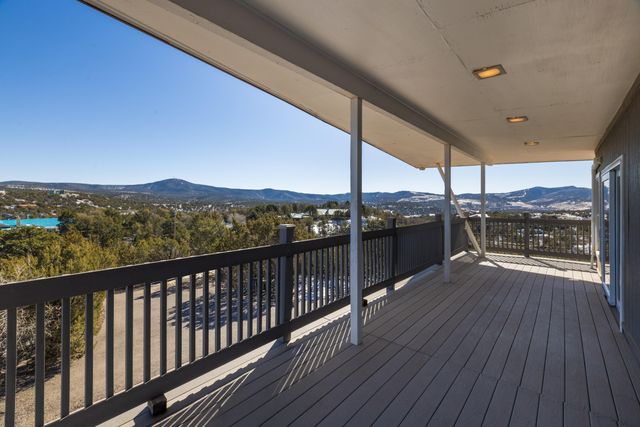 37 Matterhorn Drive, Cedar Crest, NM 87008