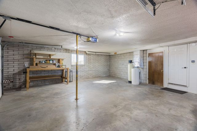 37 Matterhorn Drive, Cedar Crest, NM 87008