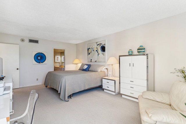 3610 S Ocean Boulevard 502, South Palm Beach, FL 33480
