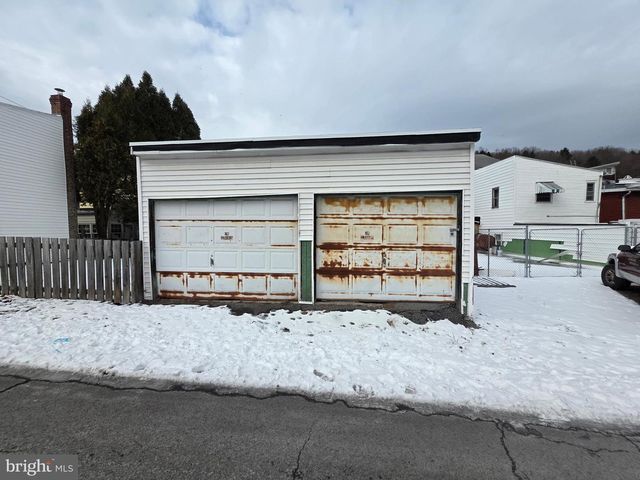 426 CENTRE ST, Ashland, PA 17921