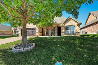 202 Bay Hill Drive, Willow Park, TX 76008