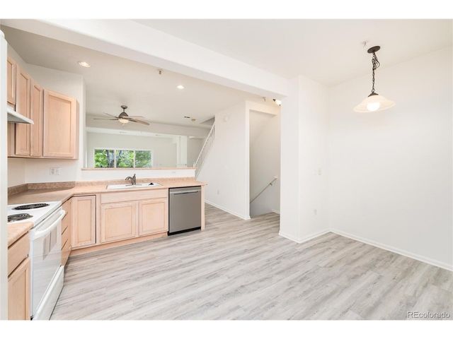 2753 W Riverwalk Cir G, Littleton, CO 80123