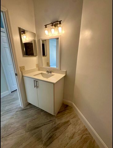 1275 Mcdermott Lane, Royal Palm Beach, FL 33411