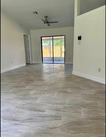 1275 Mcdermott Lane, Royal Palm Beach, FL 33411