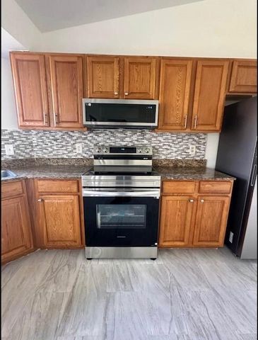 1275 Mcdermott Lane, Royal Palm Beach, FL 33411