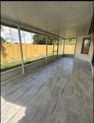 1275 Mcdermott Lane, Royal Palm Beach, FL 33411