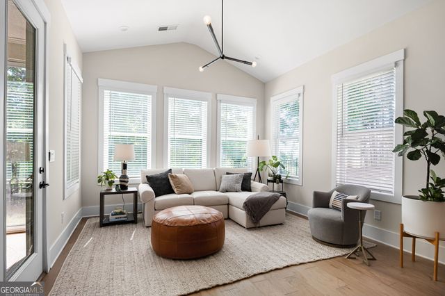 106 Summit View Court, Canton, GA 30114