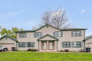 1925 Beulah AVENUE #1927, East Troy, WI 53120