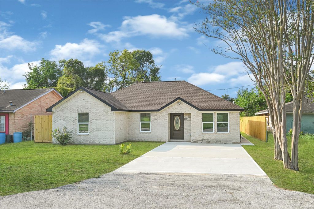 17114 Hall Shepperd Road, Houston, TX 77049
