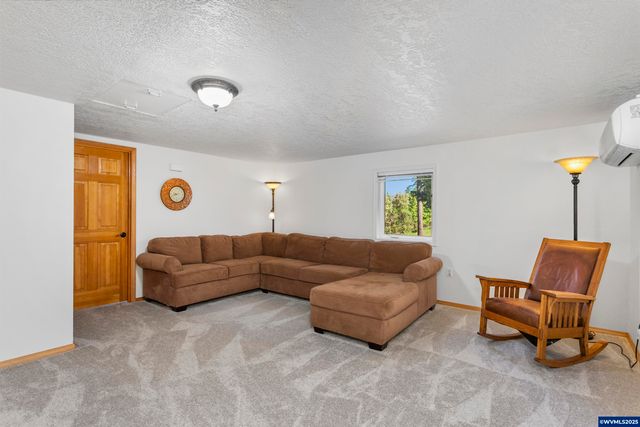 9275 SE Terrace View Ct, Amity, OR 97101