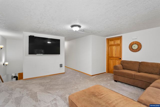 9275 SE Terrace View Ct, Amity, OR 97101