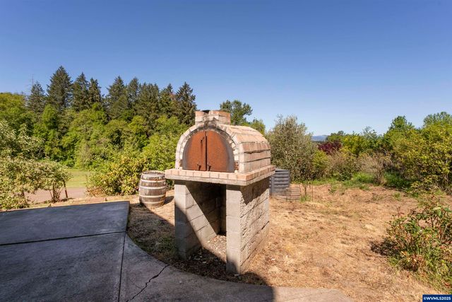 9275 SE Terrace View Ct, Amity, OR 97101