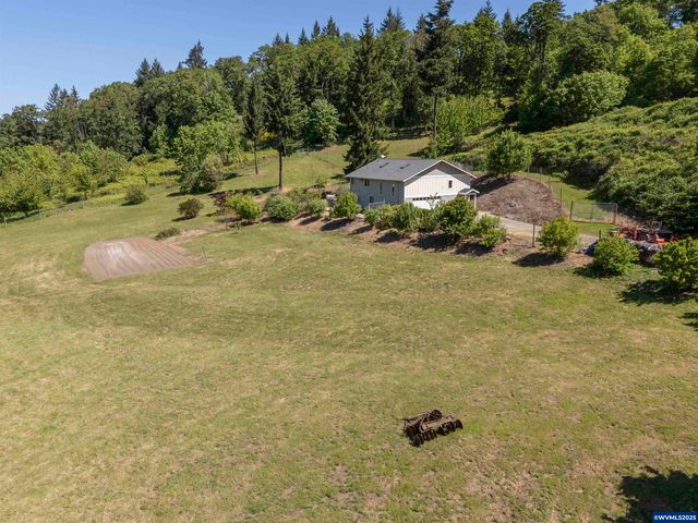 9275 SE Terrace View Ct, Amity, OR 97101