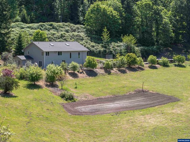 9275 SE Terrace View Ct, Amity, OR 97101