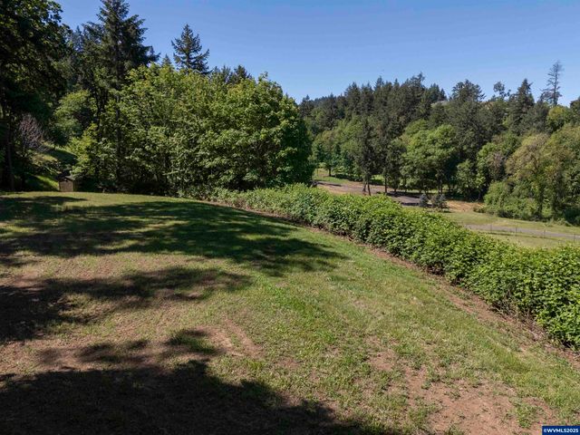 9275 SE Terrace View Ct, Amity, OR 97101