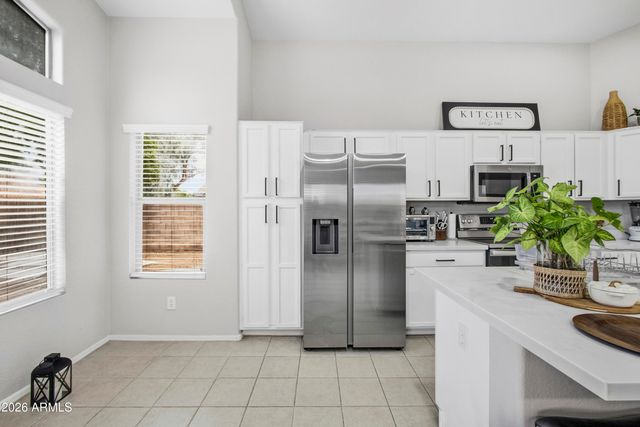853 E YUMA Avenue, Apache Junction, AZ 85119