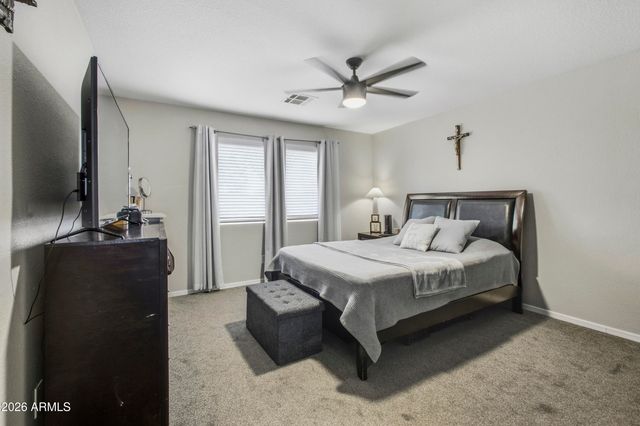 853 E YUMA Avenue, Apache Junction, AZ 85119