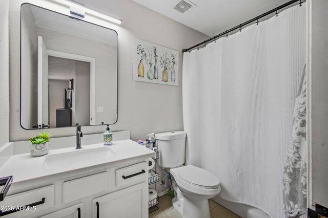 853 E YUMA Avenue, Apache Junction, AZ 85119