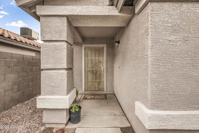 853 E YUMA Avenue, Apache Junction, AZ 85119