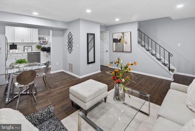 474 SAINT MARY ST, Burlington, NJ 08016