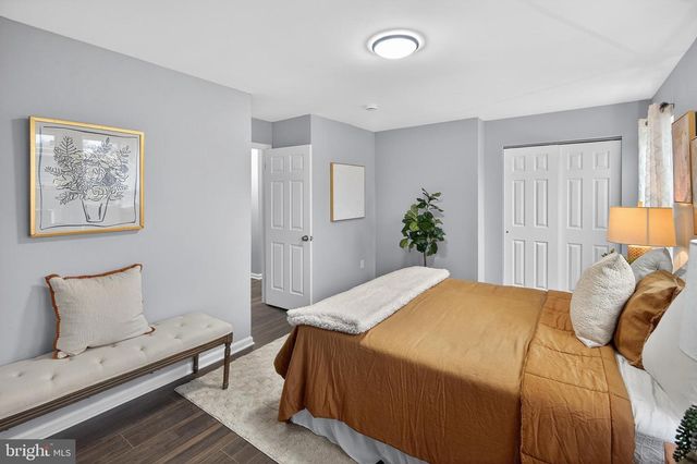 474 SAINT MARY ST, Burlington, NJ 08016