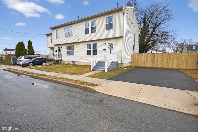 474 SAINT MARY ST, Burlington, NJ 08016