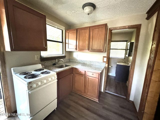 2611 GREEN Street, Jacksonville, FL 32204
