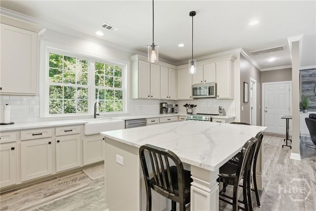 440 Ridgewood Park Drive S, Richmond Hill, GA 31324