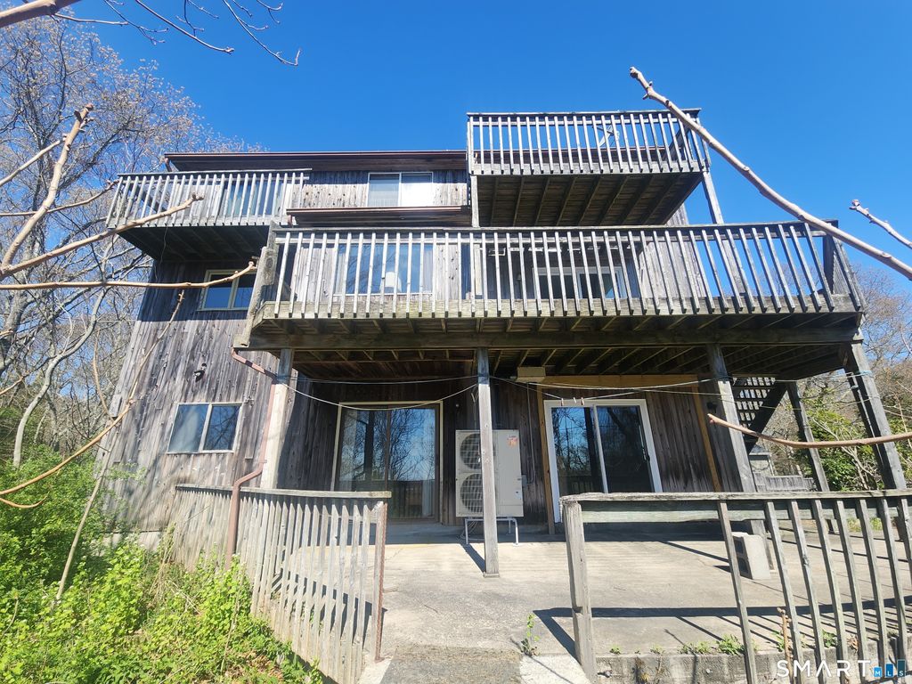 6 Watch Hill Road, Old Saybrook, CT 06475