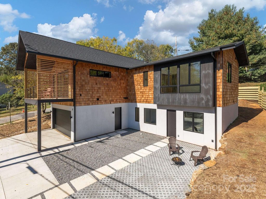 128 Choctaw Street, Asheville, NC 28801