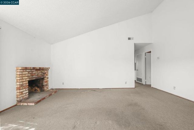 101 Flame Dr, Pacheco, CA 94553