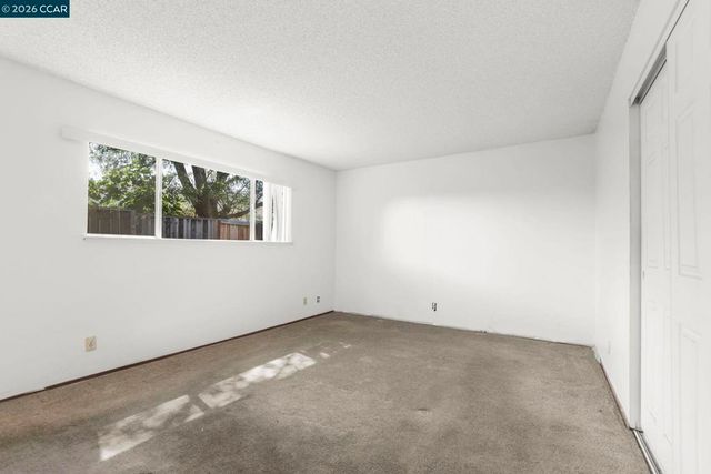 101 Flame Dr, Pacheco, CA 94553