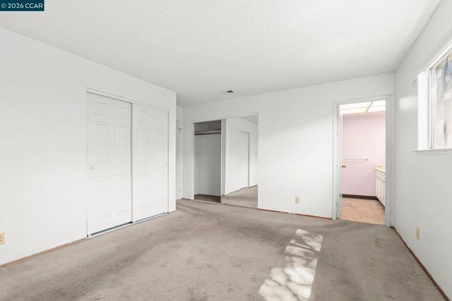 101 Flame Dr, Pacheco, CA 94553