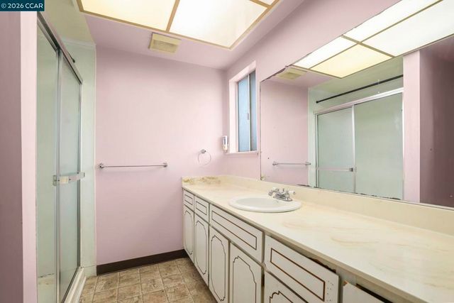 101 Flame Dr, Pacheco, CA 94553