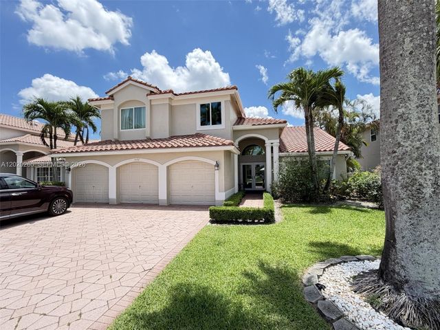 19432 Preserve Dr, Boca Raton, FL 33498
