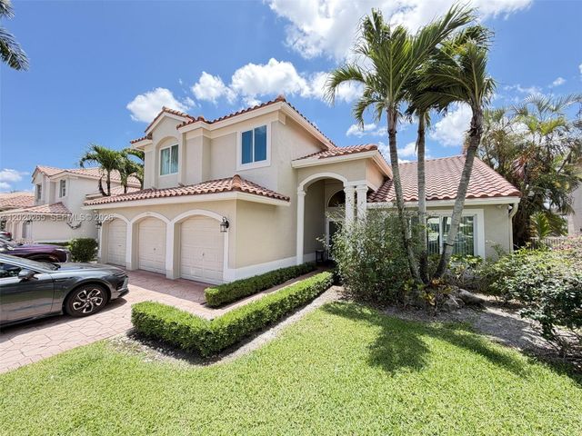 19432 Preserve Dr, Boca Raton, FL 33498