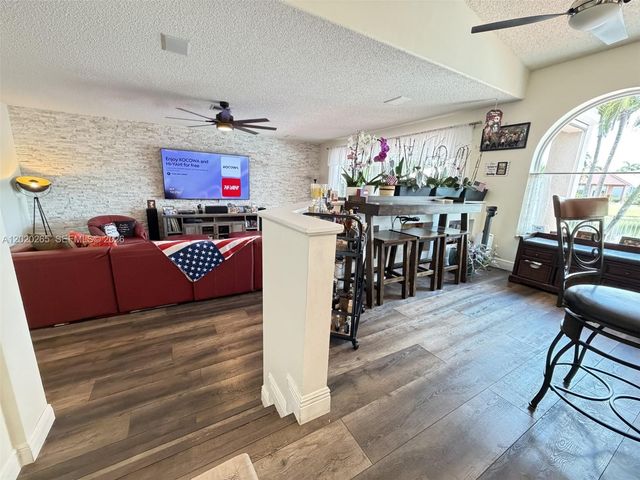 19432 Preserve Dr, Boca Raton, FL 33498
