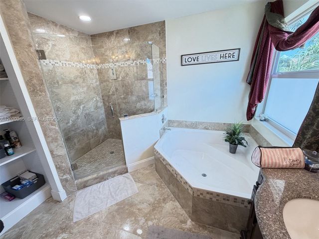 19432 Preserve Dr, Boca Raton, FL 33498