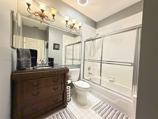 19432 Preserve Dr, Boca Raton, FL 33498