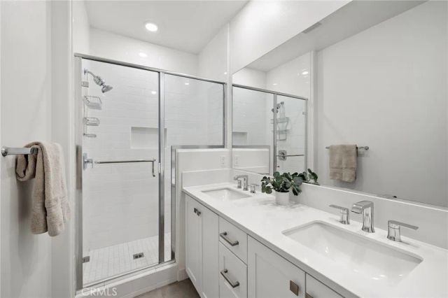 61 Wheelbarrow Road, Rancho Mission Viejo, CA 92694