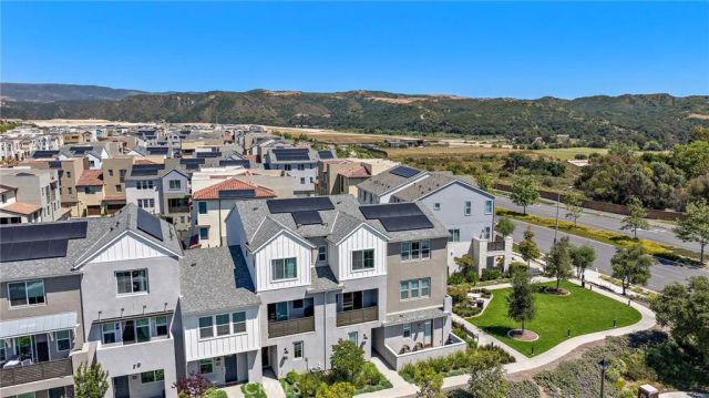61 Wheelbarrow Road, Rancho Mission Viejo, CA 92694