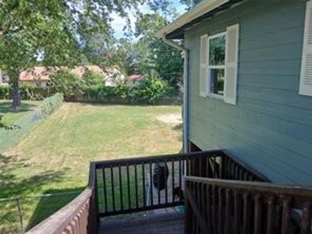 242 Autumn Wood Trail, Gun Barrel City, TX 75156