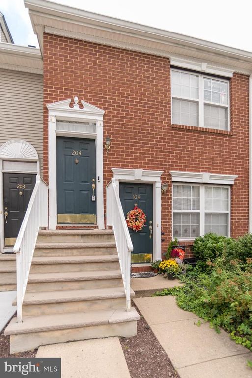 204 LANSDOWNE CT, PENNINGTON, NJ 08534 — photo 2
