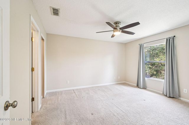 1605 VINELAND Circle C, Fleming Island, FL 32003