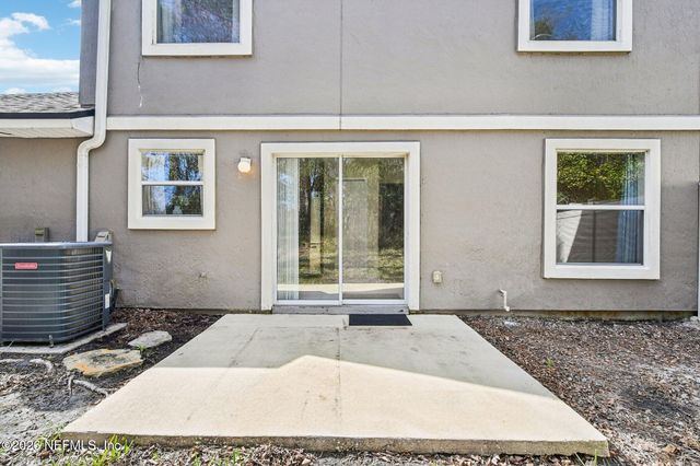 1605 VINELAND Circle C, Fleming Island, FL 32003