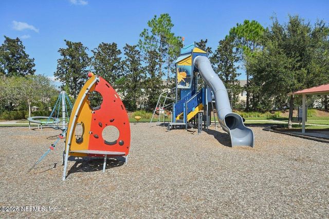 1605 VINELAND Circle C, Fleming Island, FL 32003