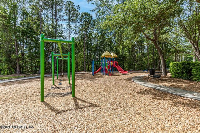 1605 VINELAND Circle C, Fleming Island, FL 32003